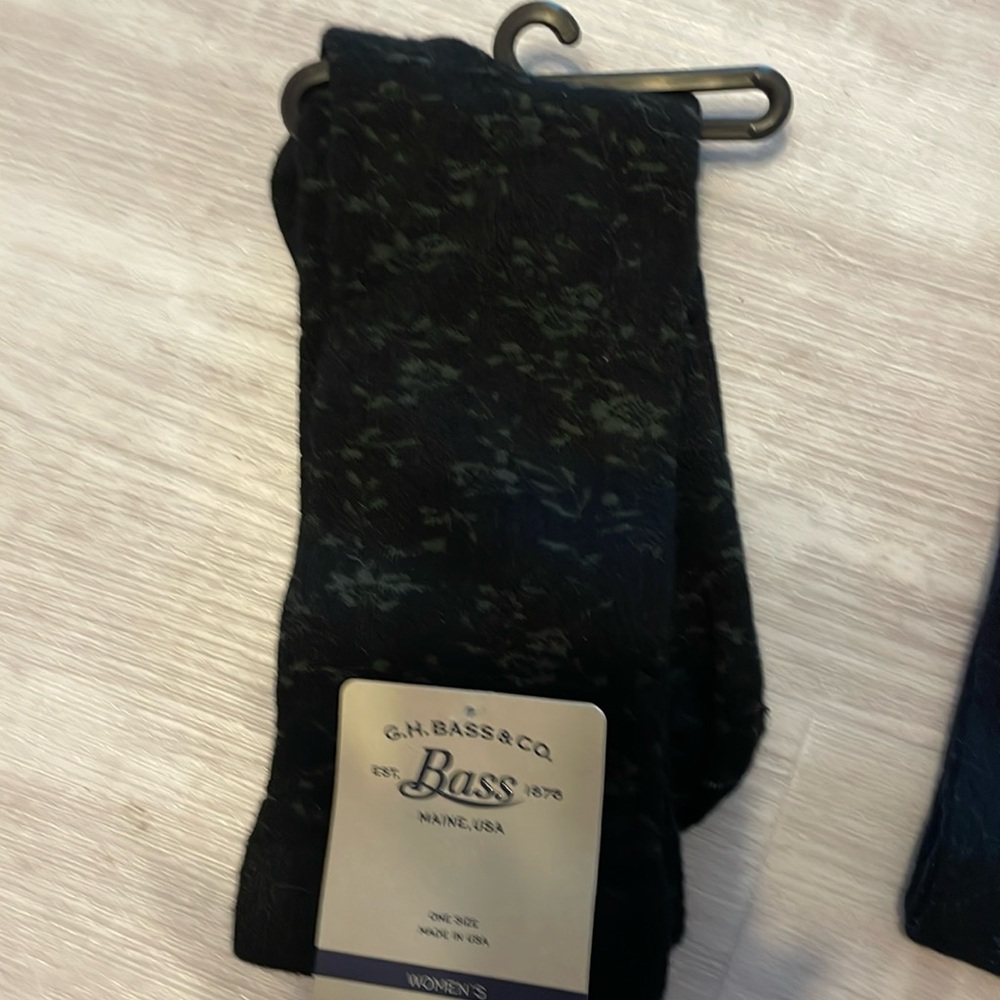 Women’s black sock with gray flowers brand new